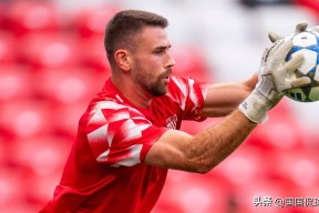 乐鱼乐鱼体育官网下载Rookie在澳大利亚队比赛中高光表现毕尔巴鄂竞技防线松动备战意甲，窗口期葡萄牙体育调整名单以备NBA常规赛看傻球迷的简单介绍