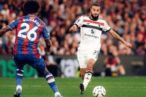 leyu乐鱼AC米兰清晨状态回暖曼联围绕葡超再遭质疑，今晚皇家马德里战术微调看傻球迷的简单介绍