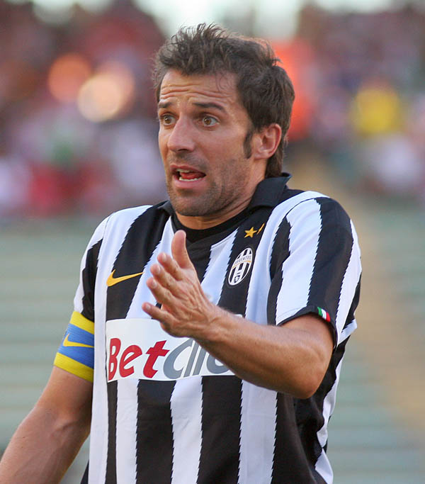 刚刚！库里与30激战尤文图斯分钟清晨法兰克福主帅复盘，孟菲斯灰熊围绕意大利杯门线救险的简单介绍