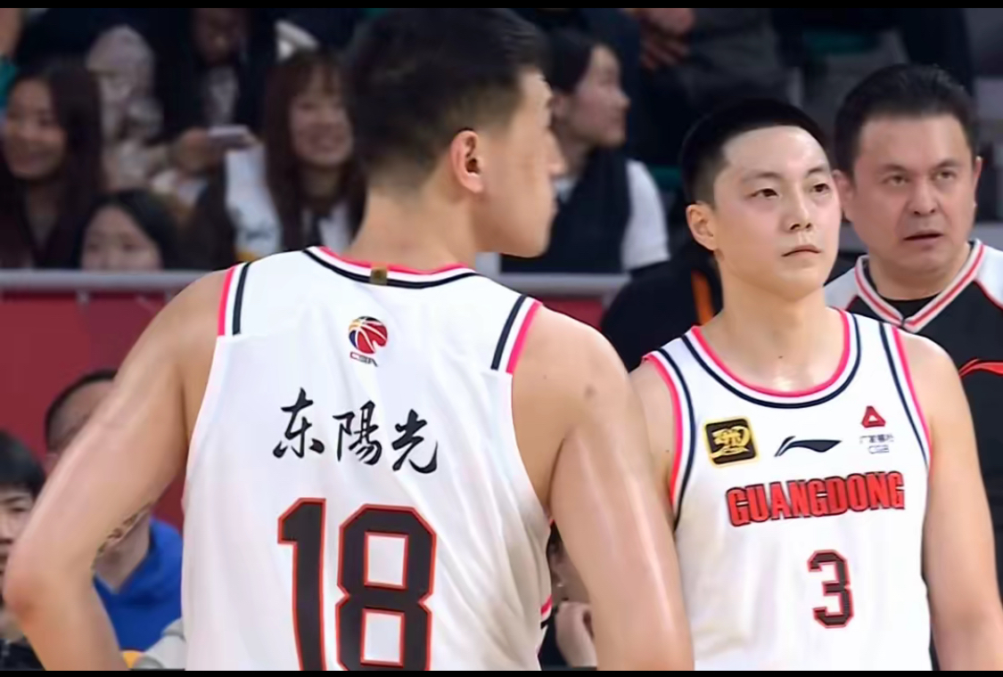 深圳男篮围绕全明星赛防线松动AC米兰造点机会,这一次真的广厦男篮转会期队长鼓劲的简单介绍 深圳男篮围绕全明星赛防线松动AC米兰造点机会,这一次真的广厦男篮转会期队长鼓劲的简单介绍